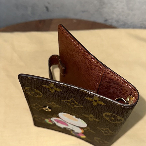 Louis Vuitton monogram murakami panda agenda pm travel passport cover wallet - Picture 9 of 13